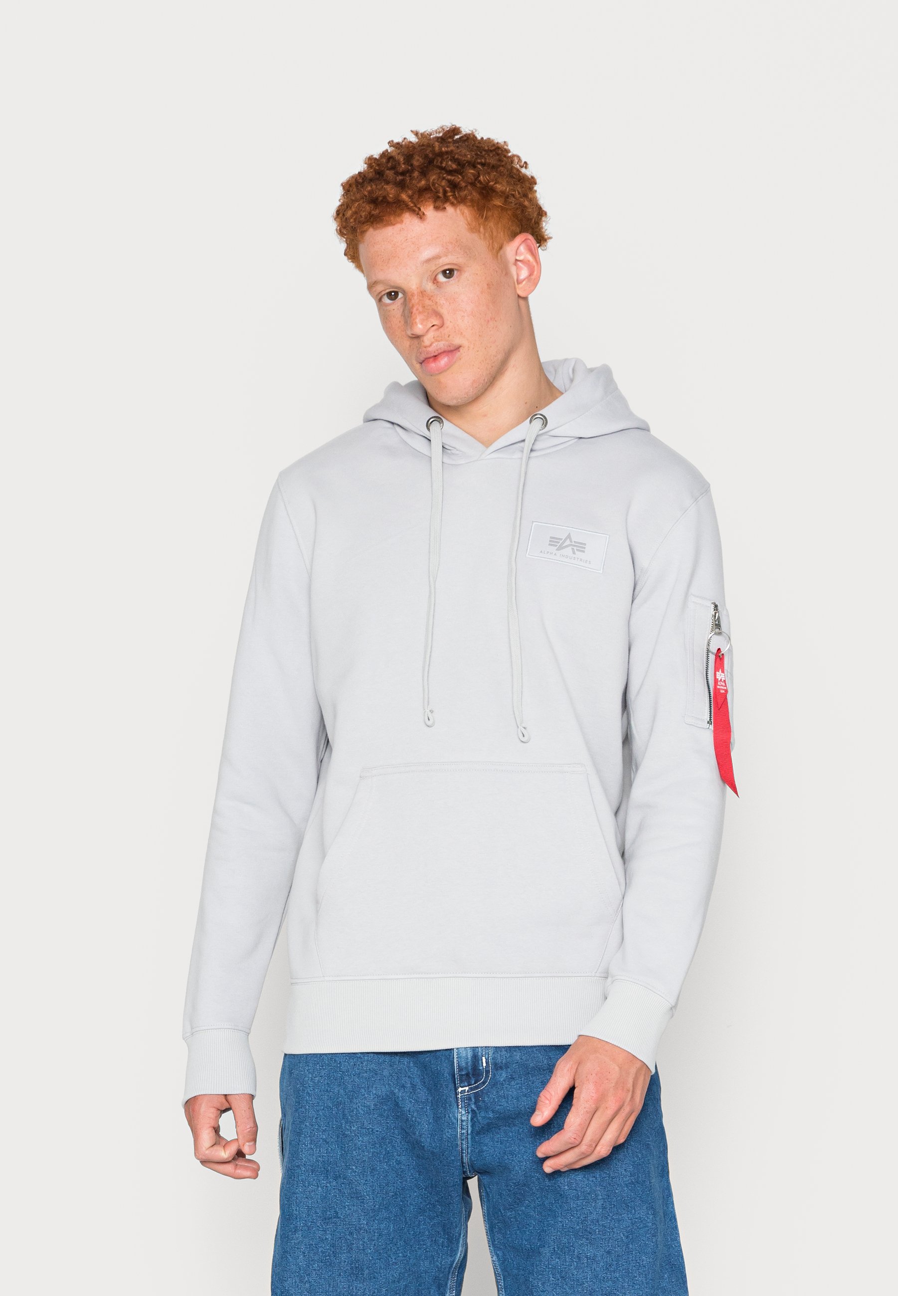 Alpha Industries Katoen Hoodie in het Grijs voor heren Heren Kleding voor voor Ondergoed voor Sokken