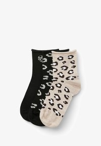 Unausgewählt, Black