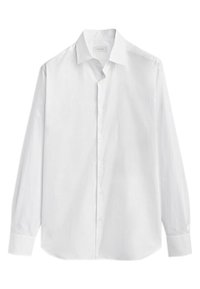 Witte langemouwen blouse met een klassieke kraag, een sluiting met knopen aan de voorkant, en een gladde, licht gestructureerde stof. Geen patronen of accenten.