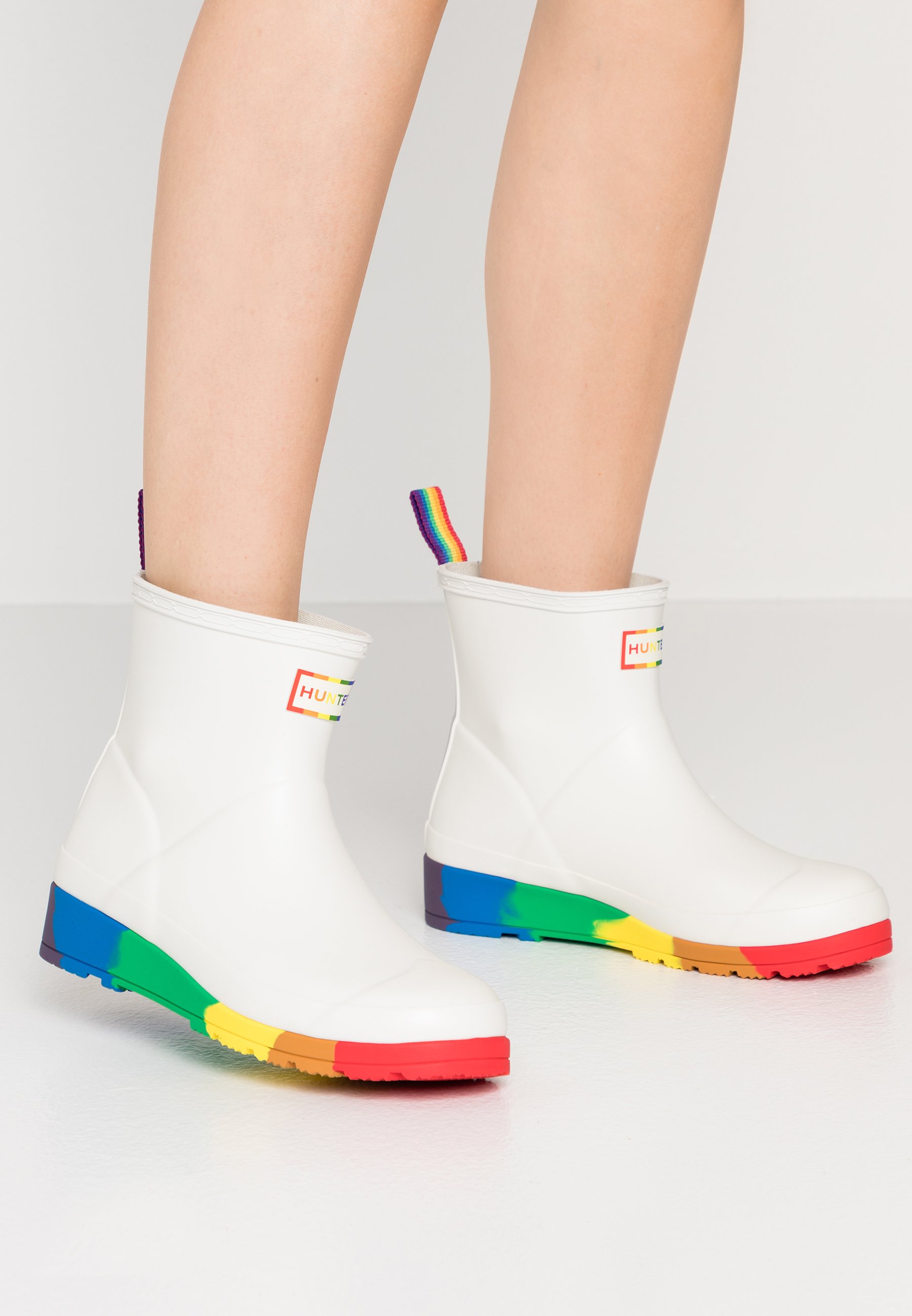 Hunter ORIGINAL ORIGINAL PRIDE PLAY BOOTS FLATFORM Hvite Hunter Sko | Dame | Nye sko på nett hos Zalando.no