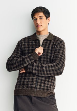 Next REGULAR FIT CHECK - Kardigán - brown