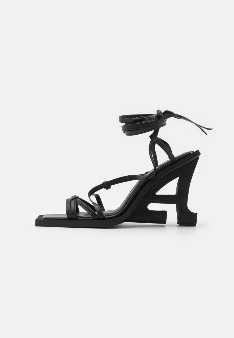 Ahluwalia WEDGE - Ψηλοτάκουνα πέδιλα - black