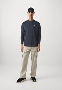 KARL LAGERFELD CREWNECK - Hosszú ujjú felső - midnight blue