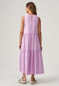 ST MRLO REMI TIERED - Denné šaty - lavender