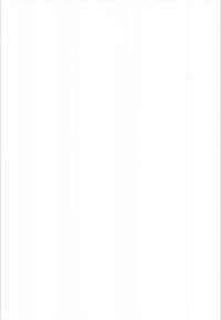 En ung jente og gutt som sitter på en tremolo, holder kopper og spiser fruktspyd, med en liten hund i nærheten i bånd.