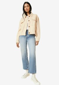 Friends Like These CROPPED UTILITY Summer jacket ecru cream
