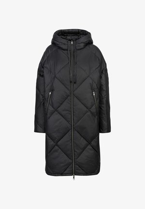 Schwarzer gesteppter langer Mantel mit Kapuze, ausgestattet mit einem Frontreißverschluss, zwei seitlichen Reißverschlusstaschen und einer kastigen Silhouette. Mattes Finish, weiche Textur.