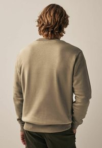Next CREW 2 PACK - Melegítőfelső - slate grey chestnut stone