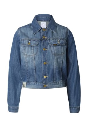 Jachetă de denim albastră cu design cropt, având două buzunare la piept, nasturi aurii și etichetă de brand pe tiv. Țesătură texturată cu efect de decolorare.