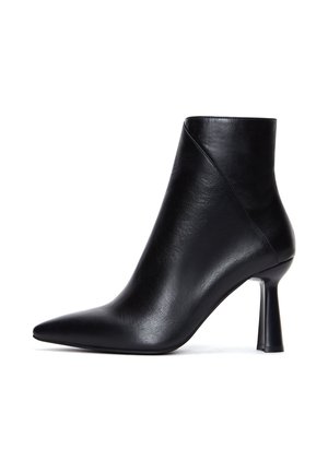Botines de tacón - black
