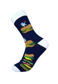 Marineblaue Socken mit weißem Bündchen, versehen mit wiederholten Burger-Illustrationen in verschiedenen Farben, darunter grüne Salatblätter und rote Tomatenakzente.