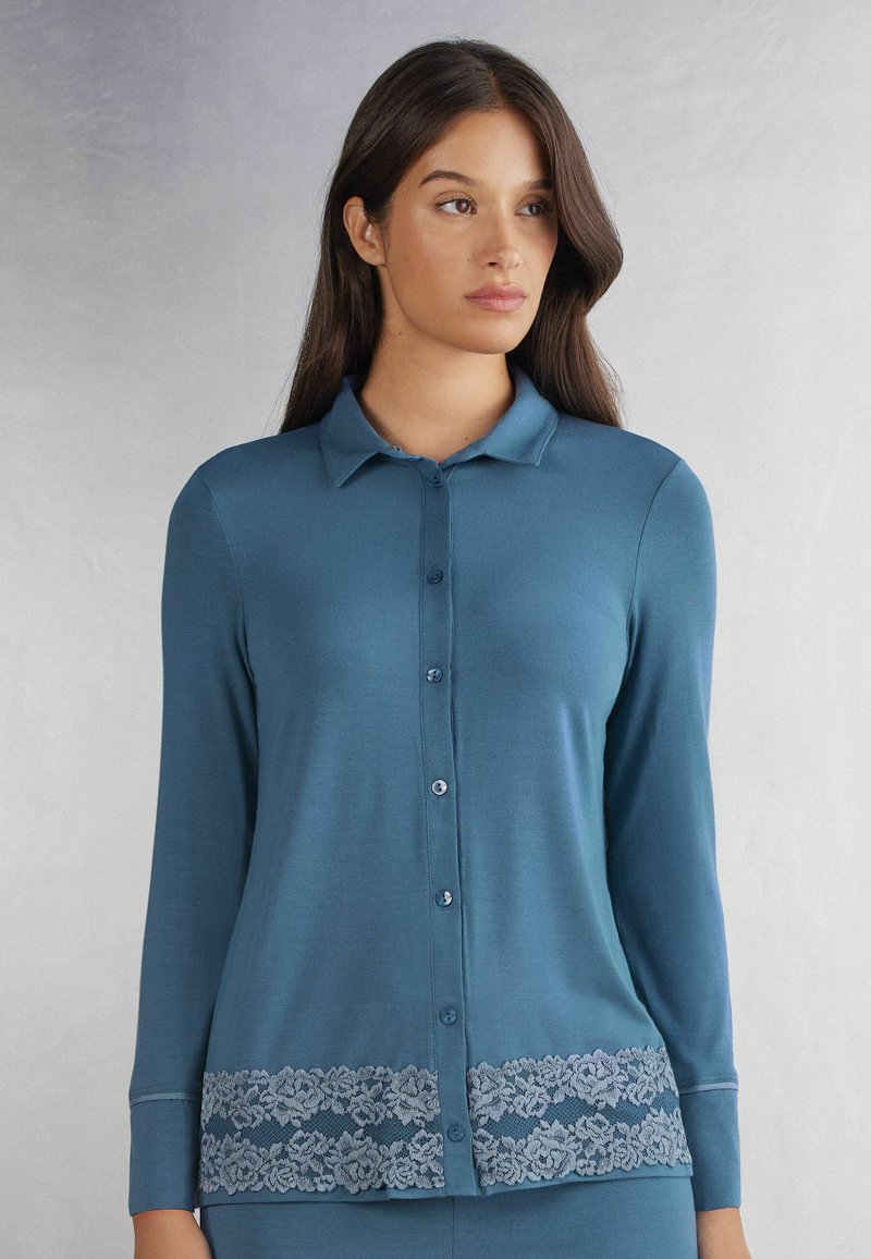Intimissimi PRETTY FLOWER - Pyjamasöverdel - blau j lapis blue