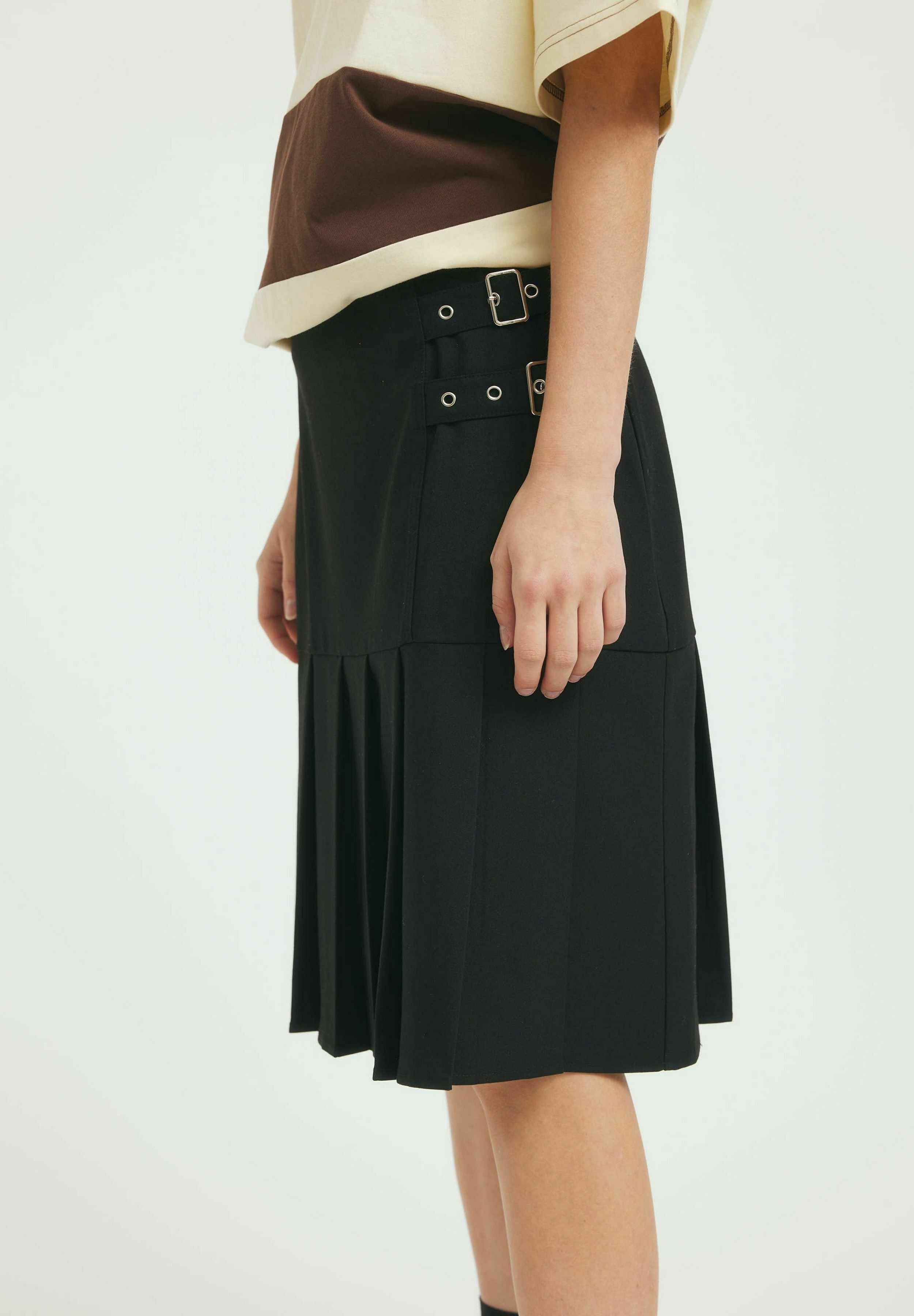 CUPSHE Gonna A Campana Autunno/Inverno – Pieghe, Cintura In Vita, Stile College, Corta Da Donna
