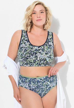 Bloemmotief crop top en high-waisted slipjes in marineblauw, groen en wit, met contrasterende afwerking. Zacht materiaal en getailleerd ontwerp.