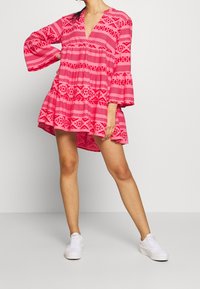 ONLY Vestido informal - light pink