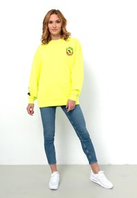 ELHO MAYRHOFEN - Sweatshirt - neon yellow