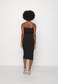 WAL G PETITE Cocktailklänning - black