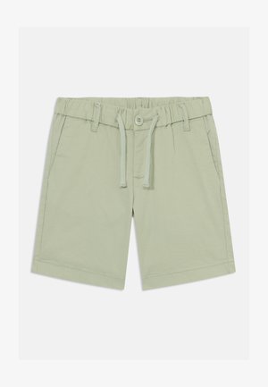 Shorts in cotone verde chiaro con vita elasticizzata, chiusura con cordoncino, due tasche laterali e un singolo bottone anteriore.