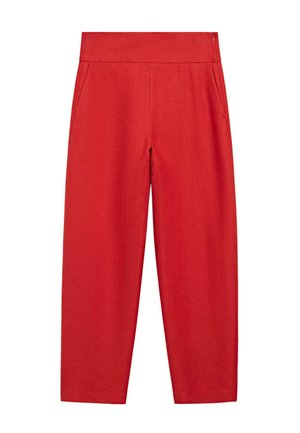 Rode, hoge taille, enkelhoge broek met zijzakken en een voornaaddetail op een witte achtergrond.