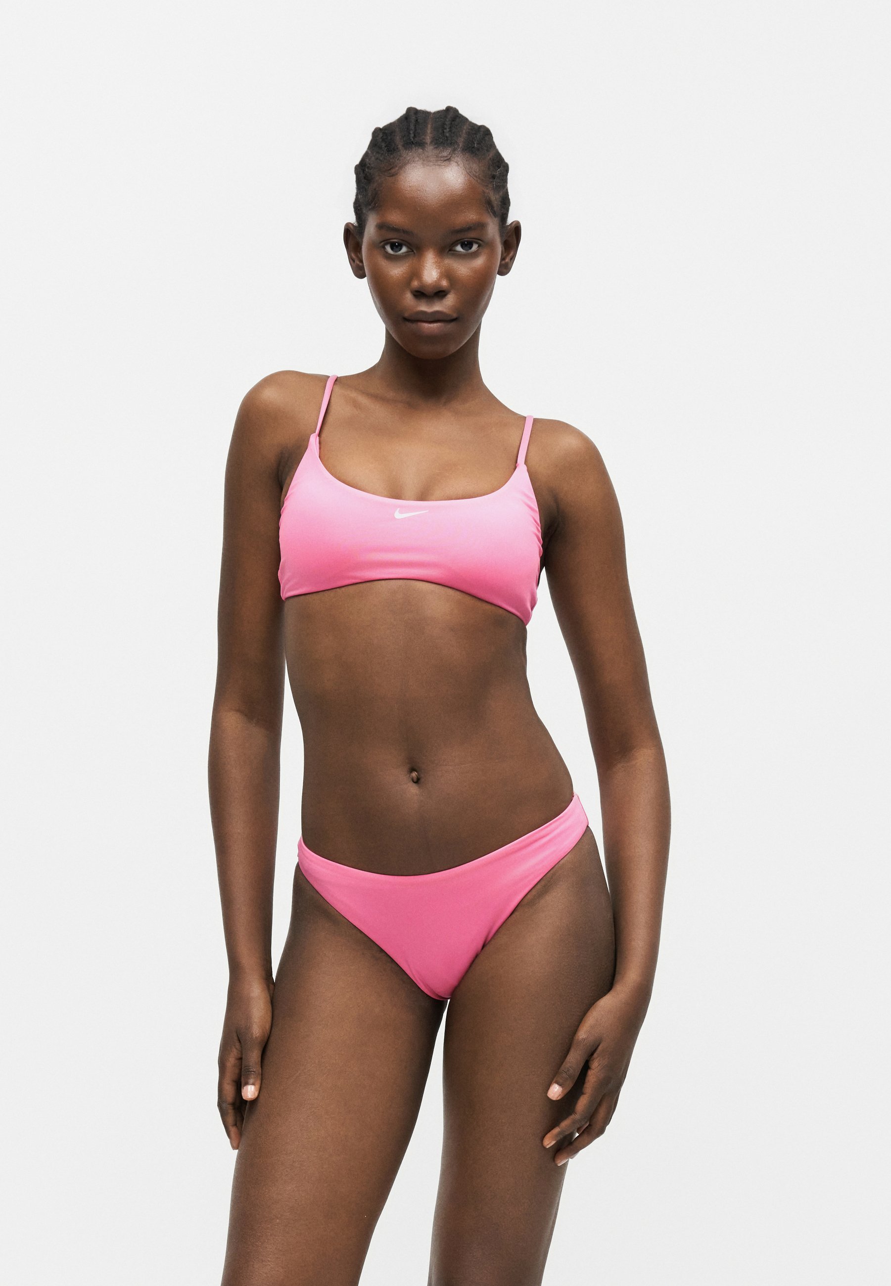 ピンク Nike ビキニ 見事なピンク Nike レディースワンピース水着 - 今