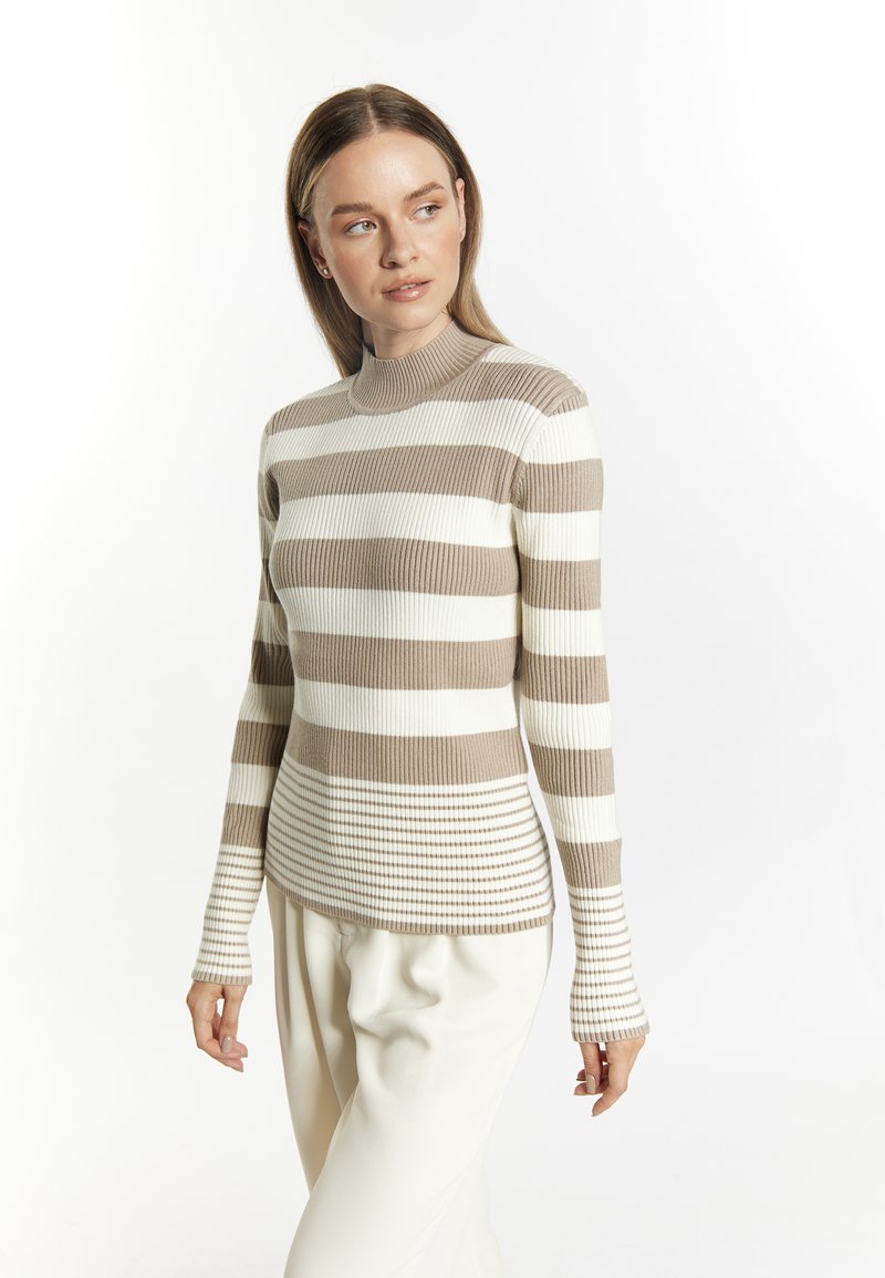 Rippstrick-Turtleneck-Pullover mit horizontalen beige-weißen Streifen. Enganliegendes Design mit langen Ärmeln und strukturierten Details an den Bündchen.