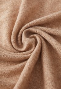 pure cashmere OVERSIZED SCARF - Sjal / Tørklæder - camel