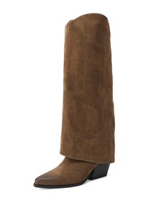 Stivale alto in suede marrone, con punta affusolata e tacco a blocco angolato. Texture liscia, design semplice e bordo superiore ripiegato.