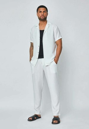 FRILIVIN ENSEMBLE UNI  - Pantalon classique - blanc