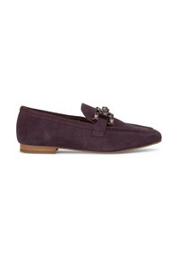 Paarse suede instapper met een platte zool en versiering op de neus. Heeft een ronde teen en stiksels langs de rand.