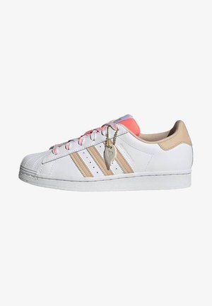 Sneakers - white