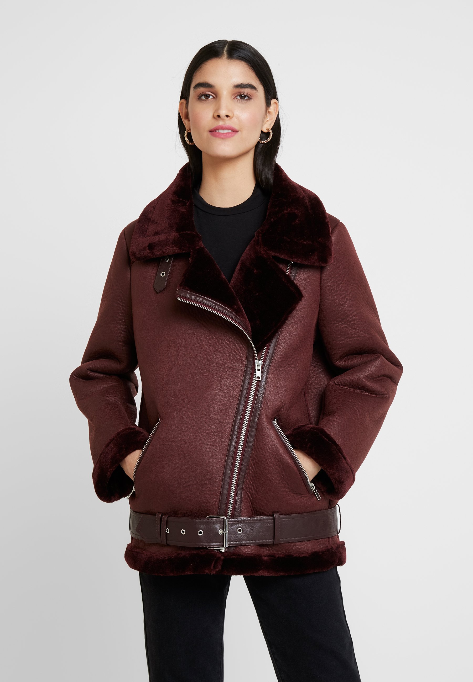 KIOMI Imitatieleren jas burgundybordeauxrood Zalando.nl KIOMI Imitatieleren jas burgundybordeauxrood Zalando.nl