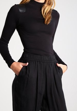 Bluzka z długim rękawem