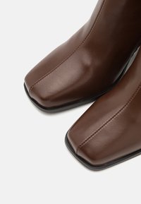 RAID RENZO - Bottes - brown