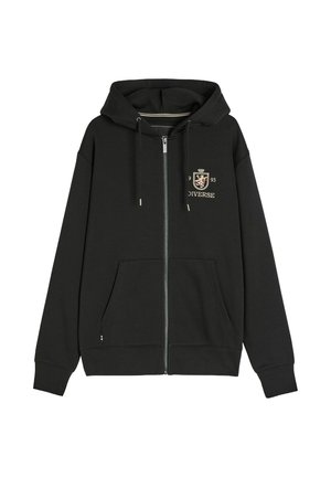 Czarna bluza z kapturem zapinana na zamek, wykonana z miękkiego materiału. Posiada logo z przodu, dwie boczne kieszenie oraz sznurek do regulacji kaptura. Prosty design z ściągaczami na rękawach.