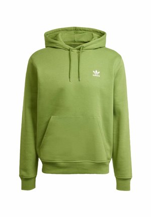 Grønn hettegenser med frontlomme, laget av mykt stoff. Har en liten hvit Adidas-logo på brystet og snor i hetten.