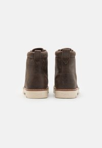 TOMS PALOMAR - Botines con cordones - dark brown