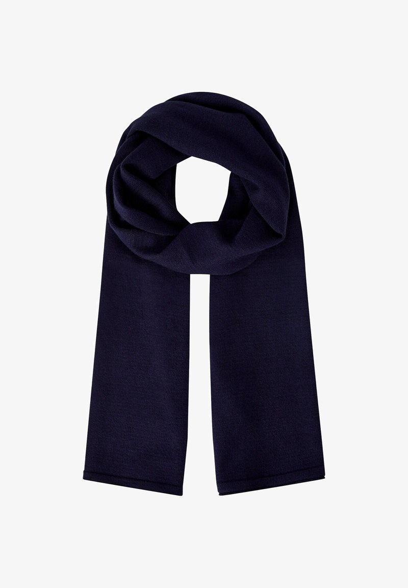 Écharpe tricotée bleu marine foncé, pliée avec une extrémité passée dans l’autre, présentée sur fond blanc.