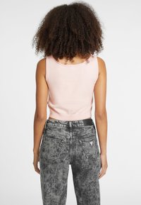 Guess Jeans U-AUSSCHNITT - Top - hellrose