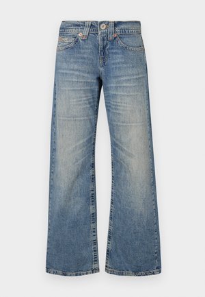Jeans évasés bleu clair avec une taille mi-haute, texture délavée, cinq poches et quincaillerie en ton cuivré. Présente des détails de couture subtils.