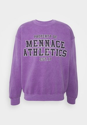 Felpa viola con testo nero e bianco "PROPERTY OF MENNACE ATHLETICS EST.17" sul davanti, maniche lunghe e polsini e orlo a coste.