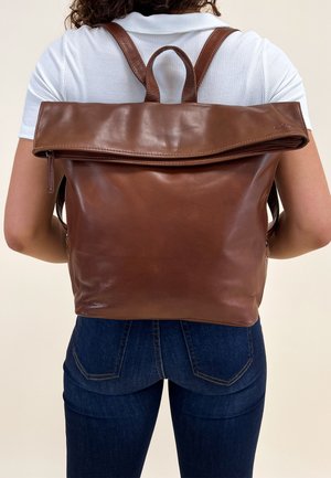 Gusti Leder MORENO A. - Backpack - dunkelbraun