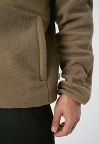 Cleptomanicx Fleecejacke - shitake