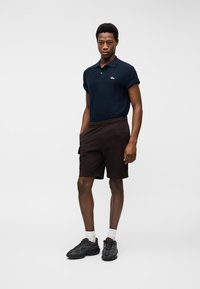 Lacoste Σορτς - dark brown