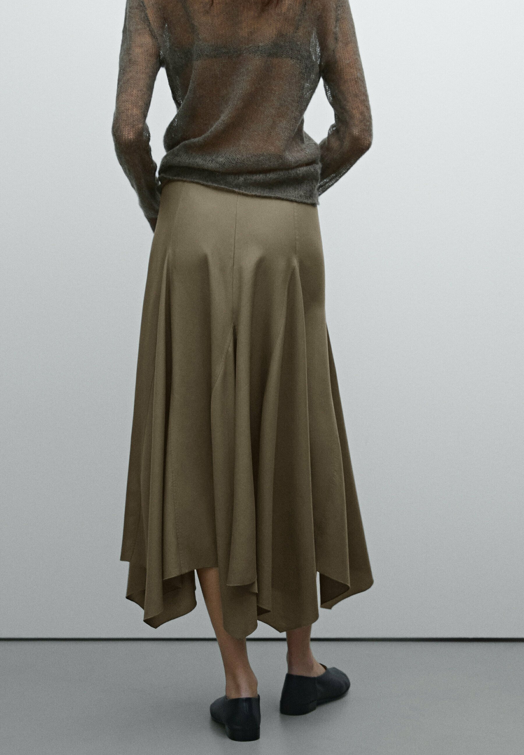 Massimo Dutti【NEW】Midi skirt with asymmetric pleats 05211583505-o6.jpg?ts=