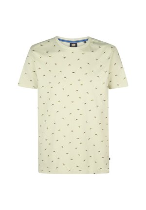 Tricou scurt, de culoare galben deschis, cu mâneci scurte, având un model de frunze mici verzi și maronii. Guler rotund și material moale din bumbac.