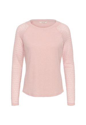 Maglietta rosa a maniche lunghe realizzata in tessuto strutturato con corpo liscio e maniche decorate. Presenta una scollatura rotonda e polsini a costine.