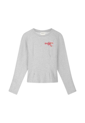 Lichtgrijs longsleeve shirt met ronde hals en rode kreeftborduursel op de linkerborst, met subtiele naaddetails voor een gevormde pasvorm.