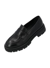 Mocassin en cuir noir avec un bout rond, double sangle sur le dessus du pied et une semelle en caoutchouc texturé pour une meilleure adhérence. Fini lisse et design minimaliste.