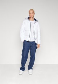 Tommy Jeans ESSENTIAL PUFFER JACKET - Vinterjakker - white