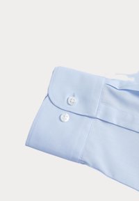 Seleccionado, light blue